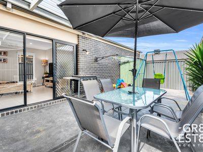 16 Frogmore Lane, Cranbourne North