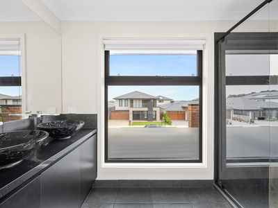 41 Hydrogen Circuit, Clyde North