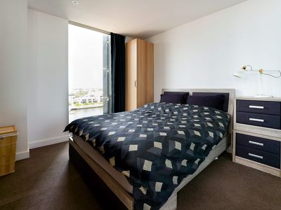 810 / 915 Collins Street, Docklands
