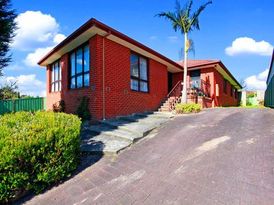10 Cumberland Way, Endeavour Hills