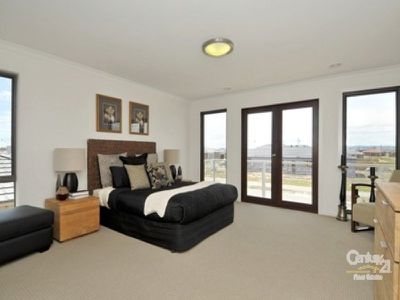 55 Mountainview Boulevard, Cranbourne North