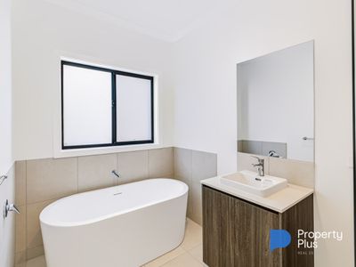 3 Raad Way , Huntly