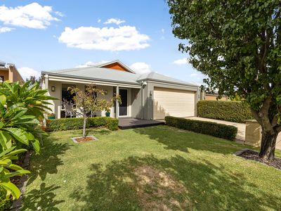 50 Whittaker Turn, Piara Waters