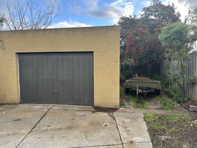 18 Simmons Drive, Seaholme