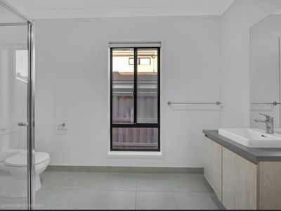 26 Lancashire Dr, Werribee