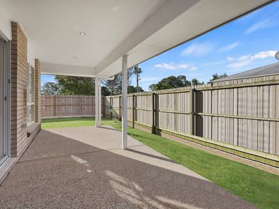 2 Weston Court, Bellbird Park