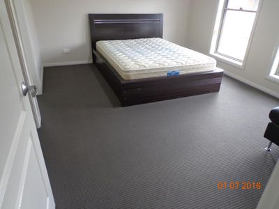 1 / 7 Lacey Avenue, Dubbo