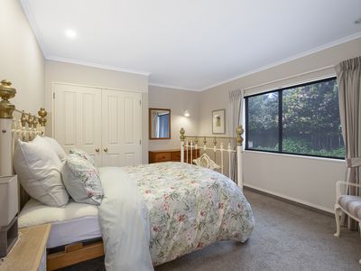 12 Papawai Grove, Waikanae