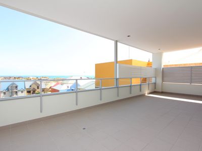2/201 Anchorage Drive, Mindarie