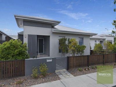 7 Greater Ascot Avenue, Shaw