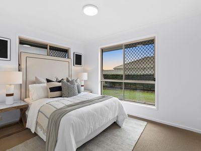 50 Gordon Crescent, Wakerley
