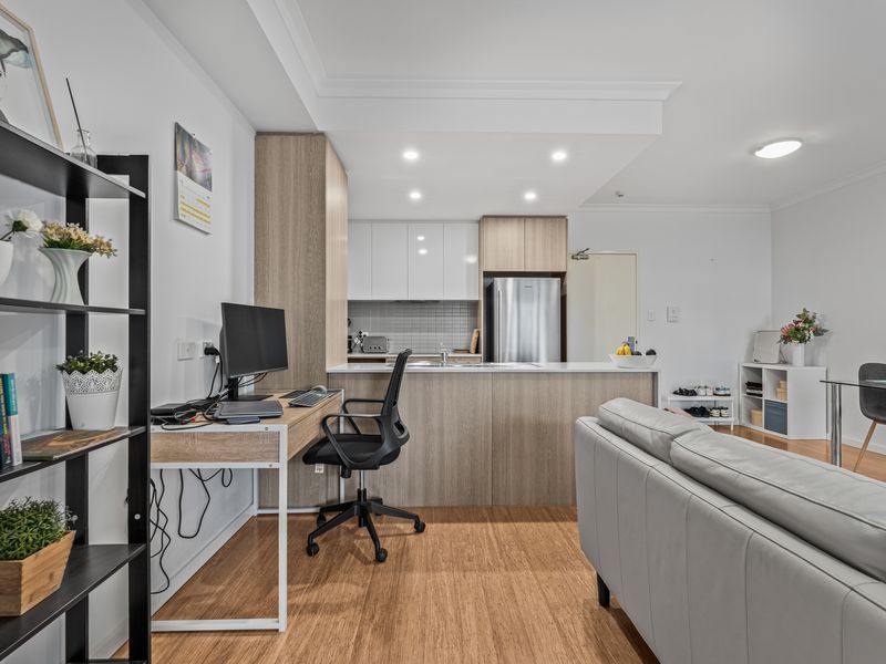 2 / 2 Rowe Avenue, Rivervale