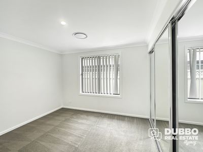 8 Malanda Avenue, Dubbo