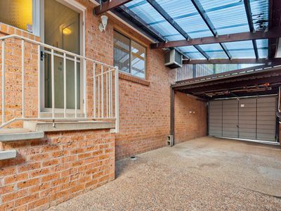 2 / 2 Falconer Street, West Ryde