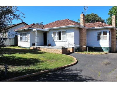 10 Lansell Street, Kangaroo Flat