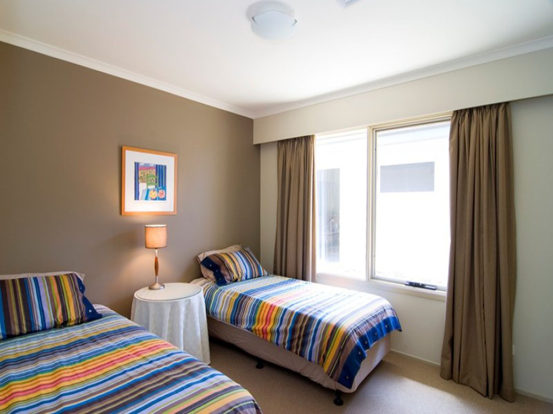 8 Mitchell Parade, Mollymook