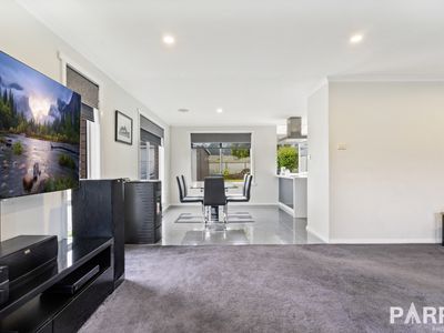 40 Pitcher Parade, Prospect Vale