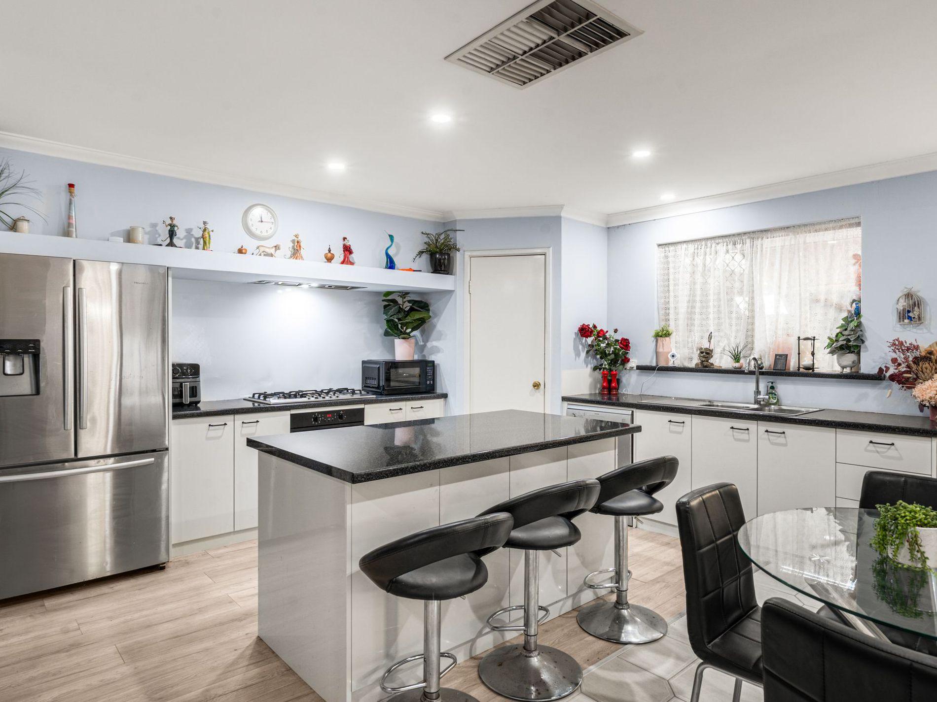 33 Roseheath Boulevard, Kiara