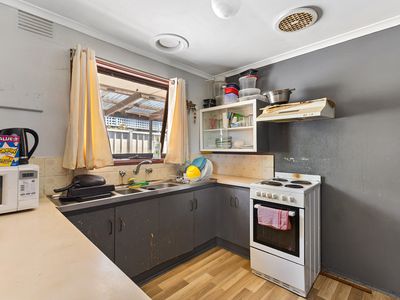 5 Mallett Crescent, Seymour