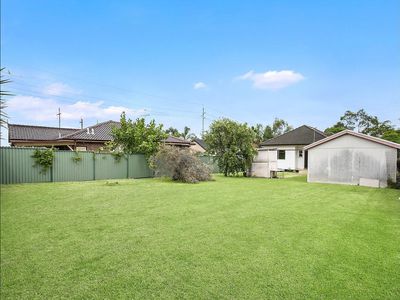 56 Tamplin Road, Guildford