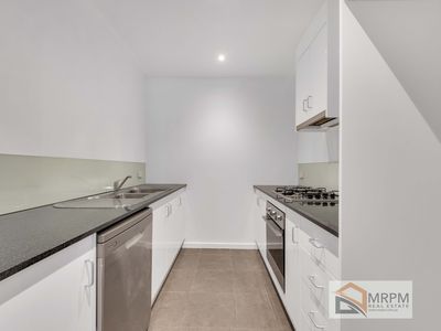 4 / 213 Buckley Street, Essendon