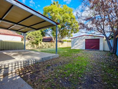 425 MACAULEY STREET, Albury