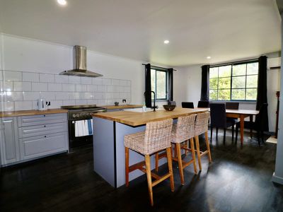 20 East West Hall Lane, Seymour