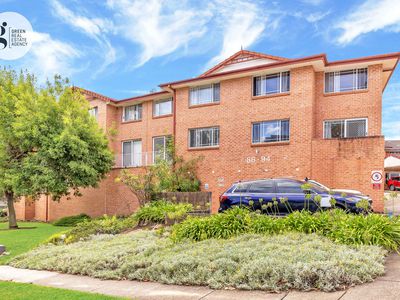 8 / 86 Kissing Point Road, Dundas