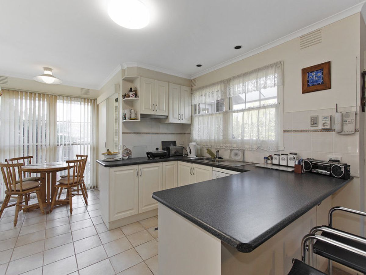 19 DORSET ROAD, Dandenong North
