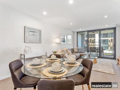 81 / 172 Railway Parade, West Leederville