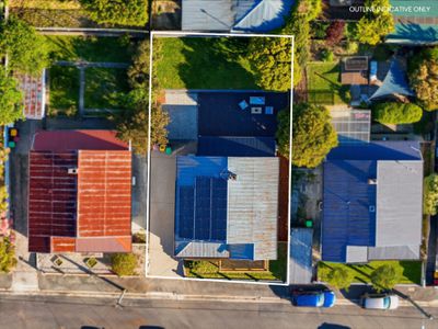 12 Leslie Place, South Launceston