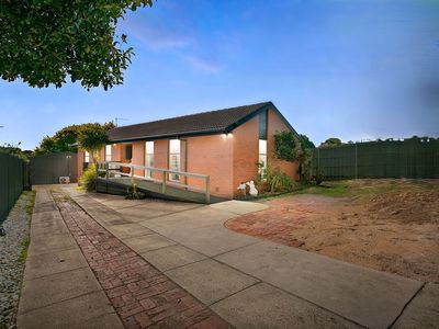 3 Hallam Road, Hampton Park