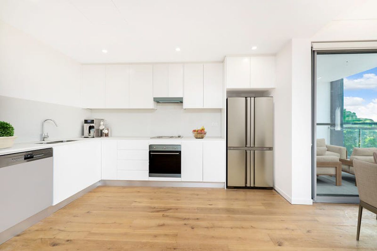 605 / 19-23 Short Street, Homebush