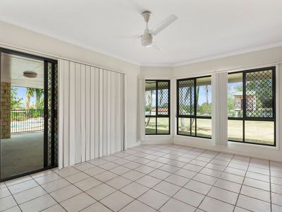 6 Carbine Court, Karalee