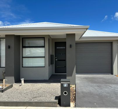 75 JARRAHWOOD CIRCUIT, Clyde