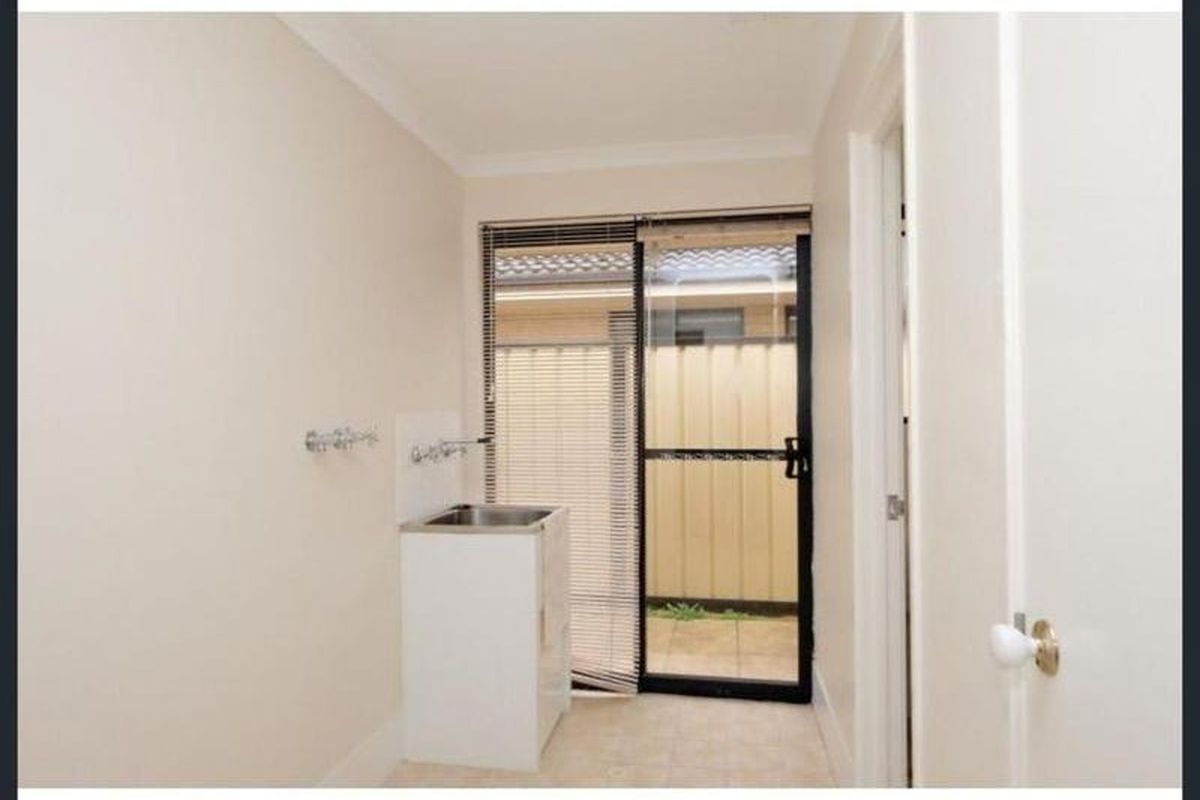 9 Woodside Loop, Beckenham