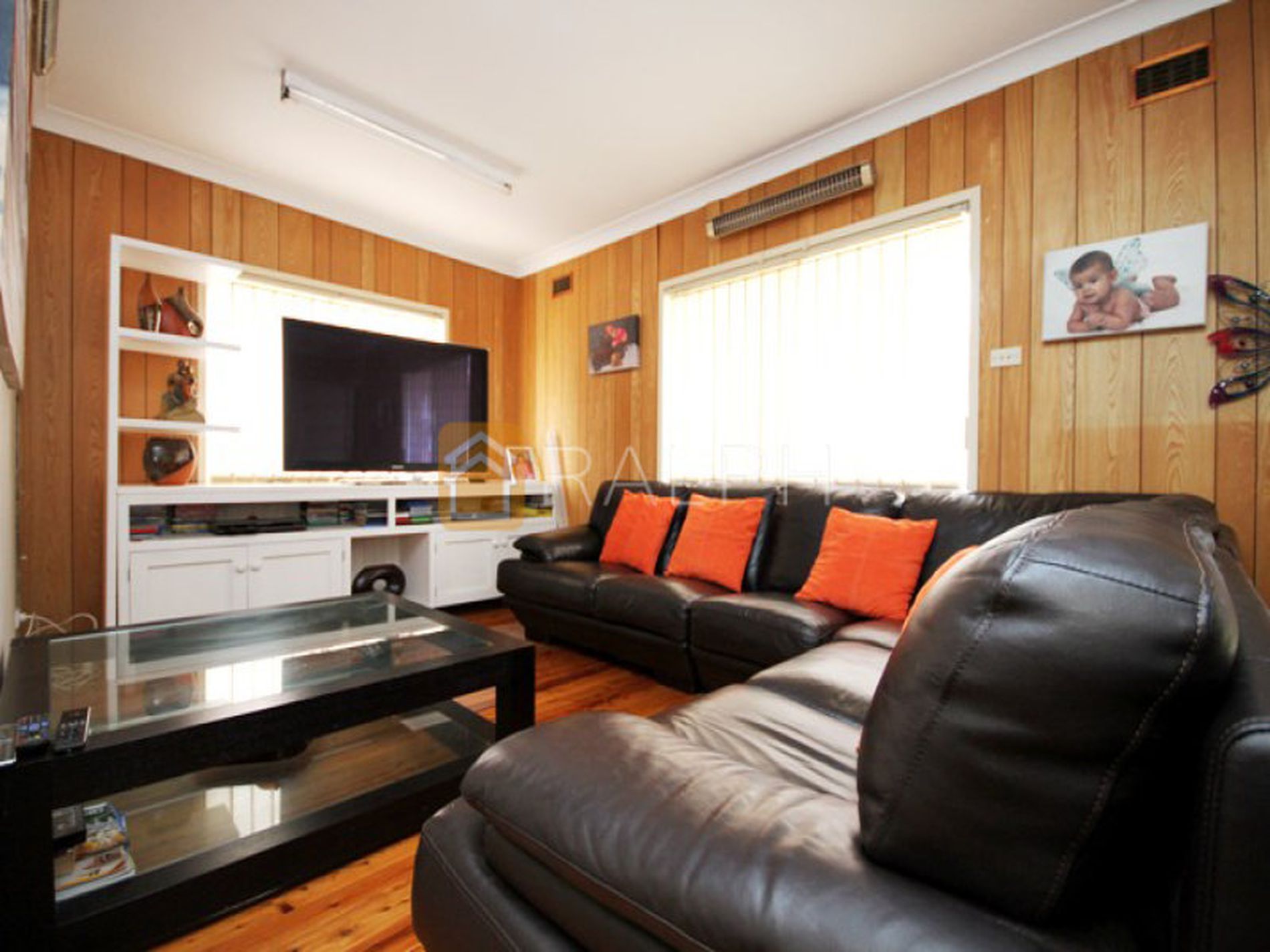 14 Bungalow Road, Roselands