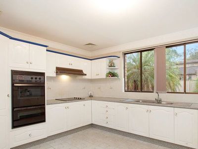 19 Bangalow Avenue, Chipping Norton