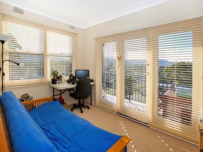 1 / 17 Urunga Parade, Wollongong