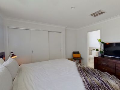 23 Wollomombi Parade, Dubbo