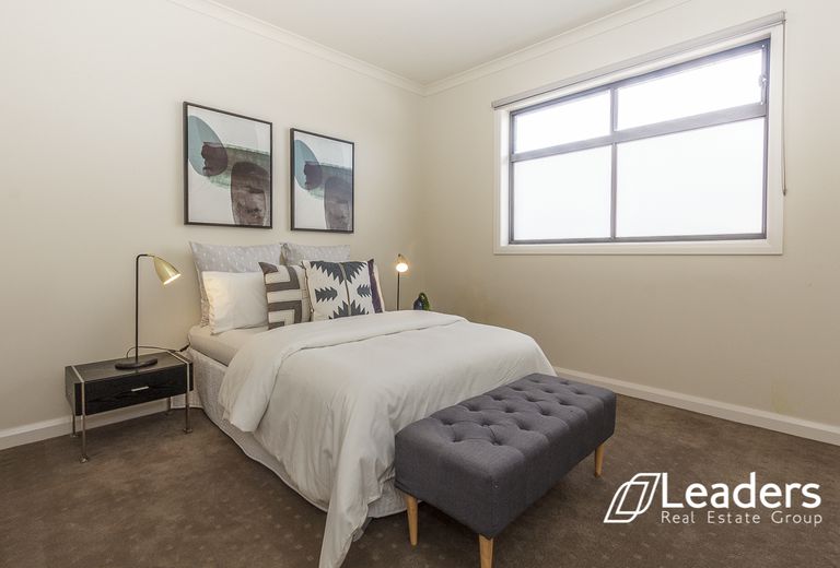 29 Kinnoull Grove, Glen Waverley