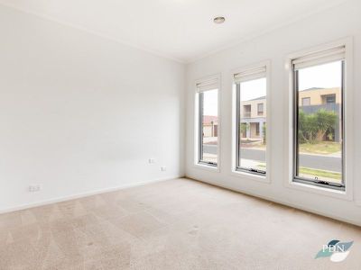 2 / 26 Georgia Crescent, Werribee