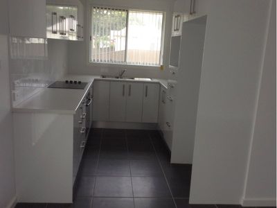 3 / 9 Acacia Street, Windang