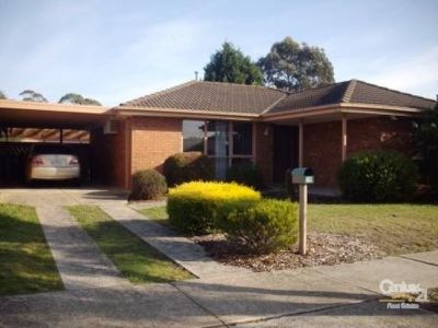 19 Lewisham Close, Hampton Park