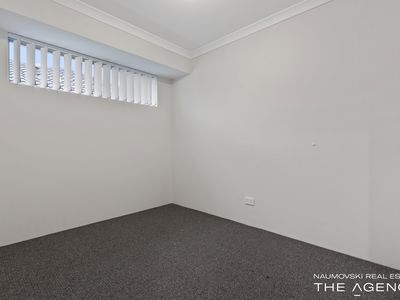 1 / 9 Offham Way, Westminster