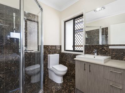 11 Elphinstone St, Doolandella