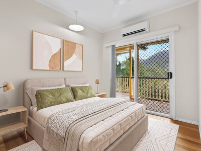 6 Powell Place, Bentley Park