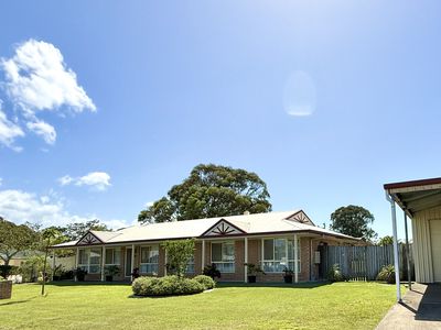 2 Merrilyn Court, Urangan