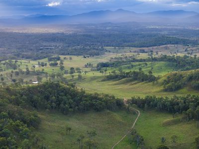 822 Rosehill Road, Takilberan