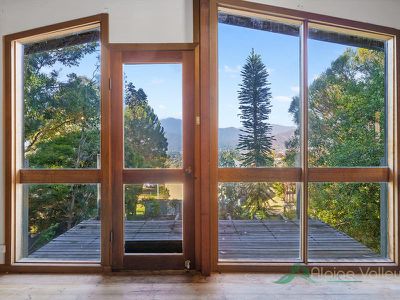 6 Reid Court, Tawonga South